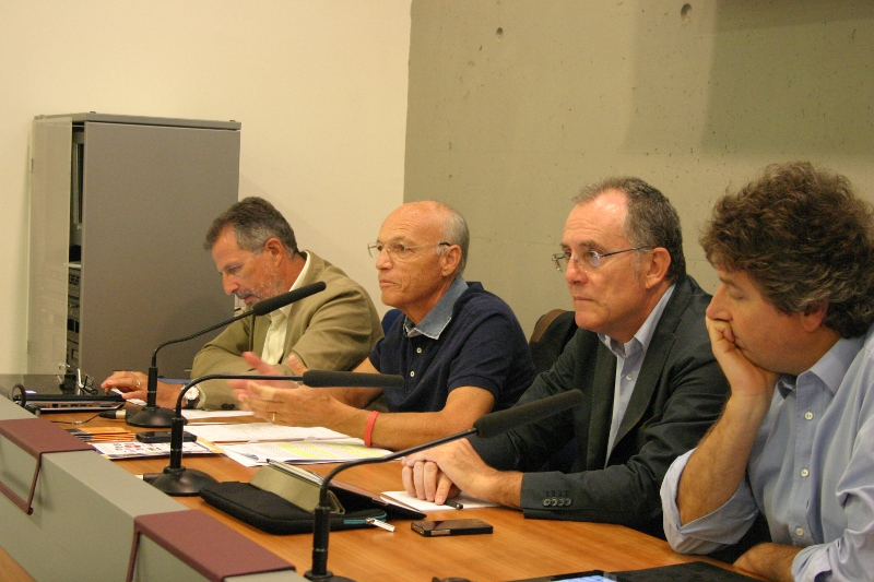 Domenico Pirozzi (secondo da sinistra) al convegno Cdo Logistica del Meeting Rimini 2013